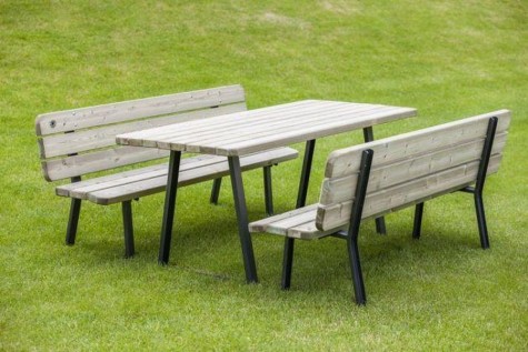 table de pique-nique