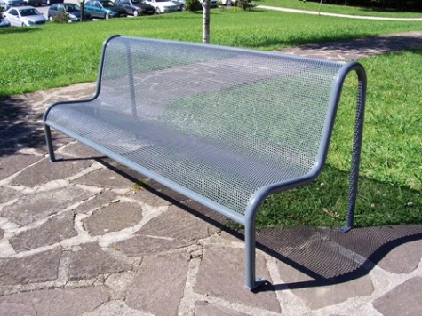 Banc tôle perforée
