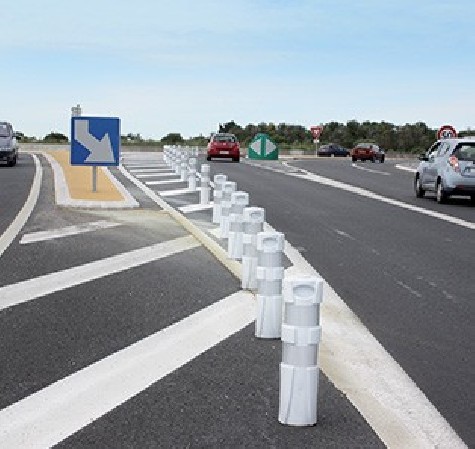 Borne relevable en plastique
