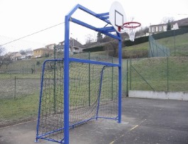 But combiné hand-foot-basket