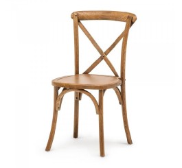 Chaise en bois robuste