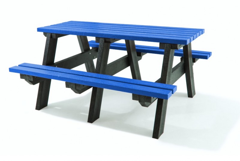 Table pique-nique en plastique recyclé bleue