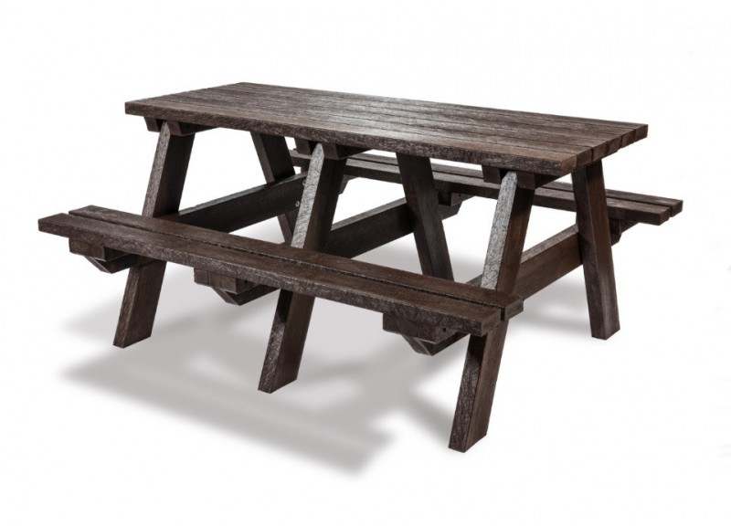 Table pique-nique en plastique recyclé effet bois