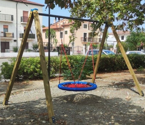 Portique balançoire Inclusif PMR