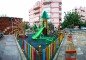 Cabane sapin aire de jeux pour parc public