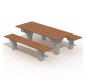 Table avec pieds en béton et bois tropical