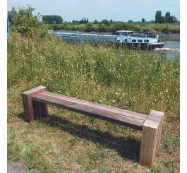 Banc en Padouk sans dossier à sceller