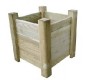 Jardinière carrée en bois