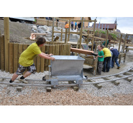 Wagon pour aires de jeux