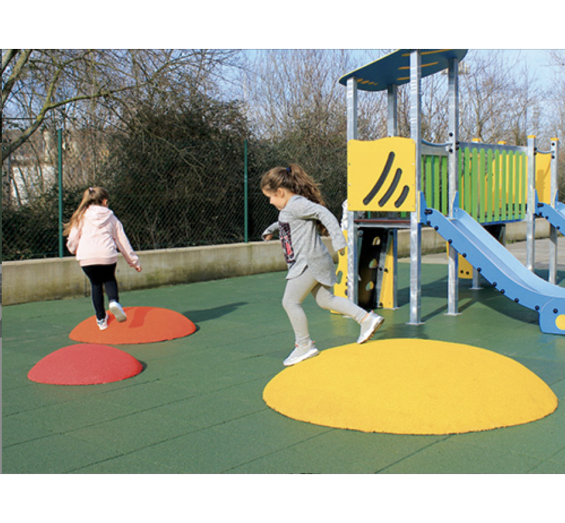 Dalle caoutchouc pour aire de jeu