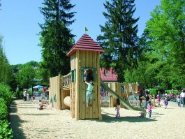 Jeux extérieurs CHATEAU  en bois de robinier